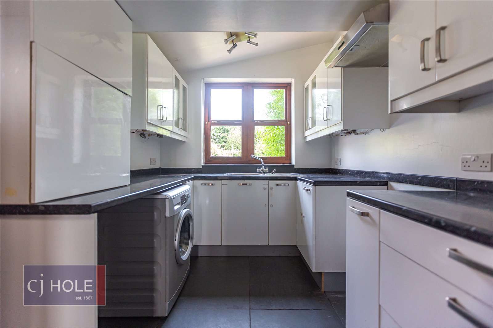 2 bedroom House to let in Fishponds, Bristol