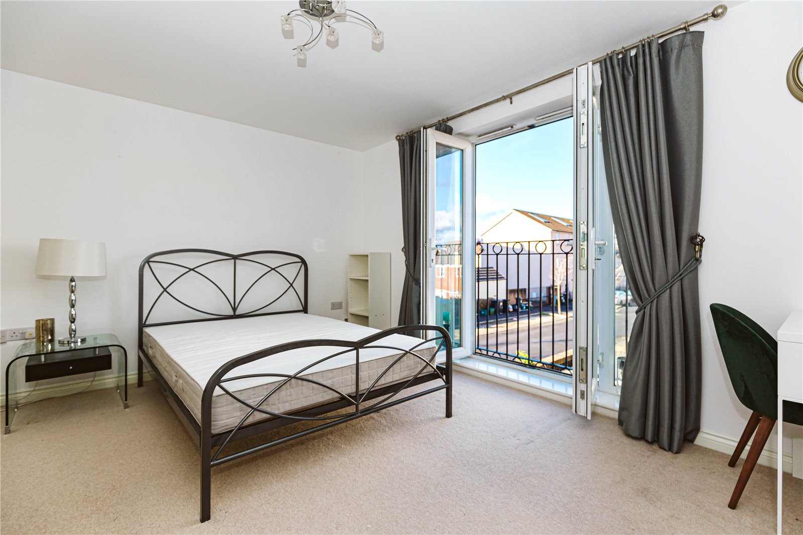 4 bedroom House to let in Cheswick Village, Bristol