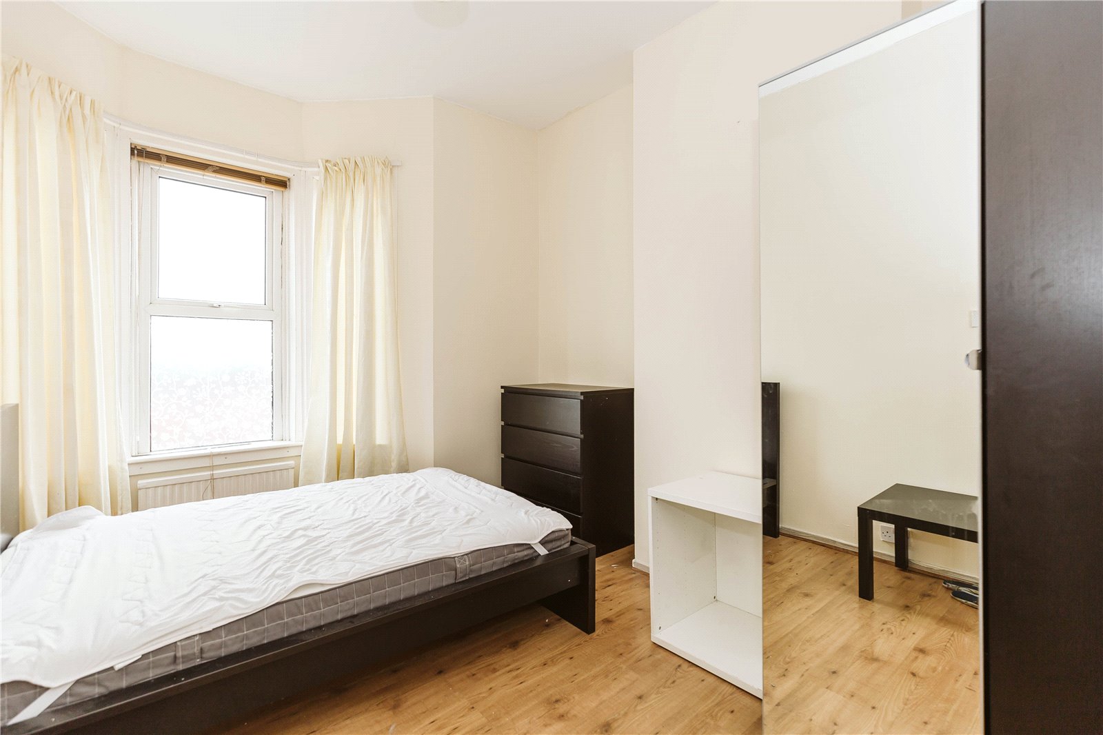 4 bedroom House to let in Kingswood, Bristol