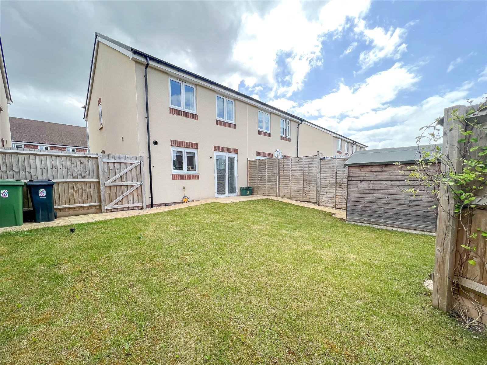 3 bedroom House to let in Stoke Gifford, Bristol
