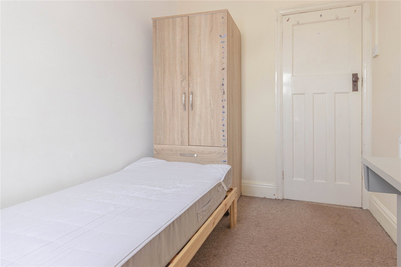 4 bedroom House to let in Frenchay, Bristol