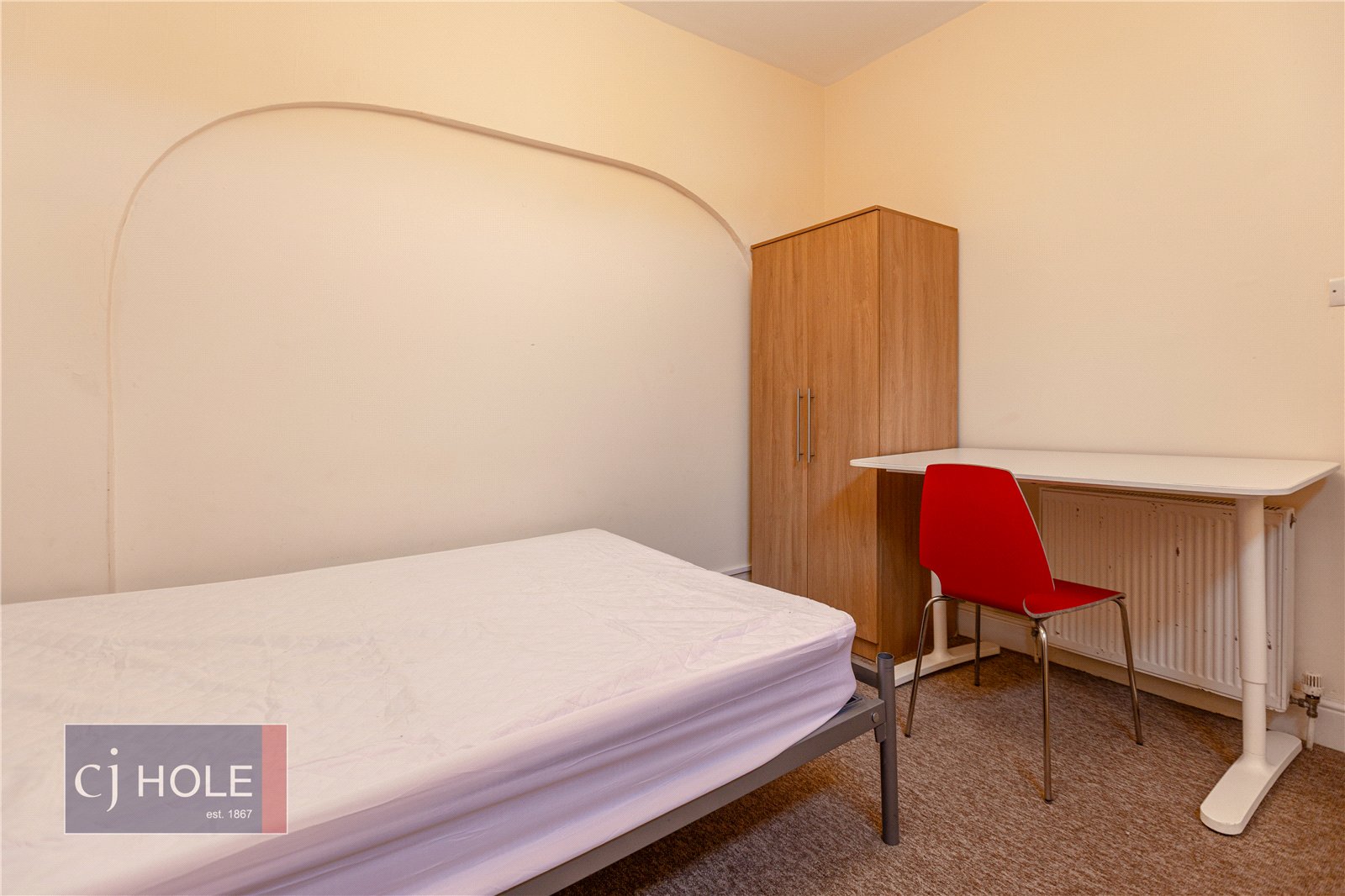 6 bedroom House to let in Fishponds, Bristol
