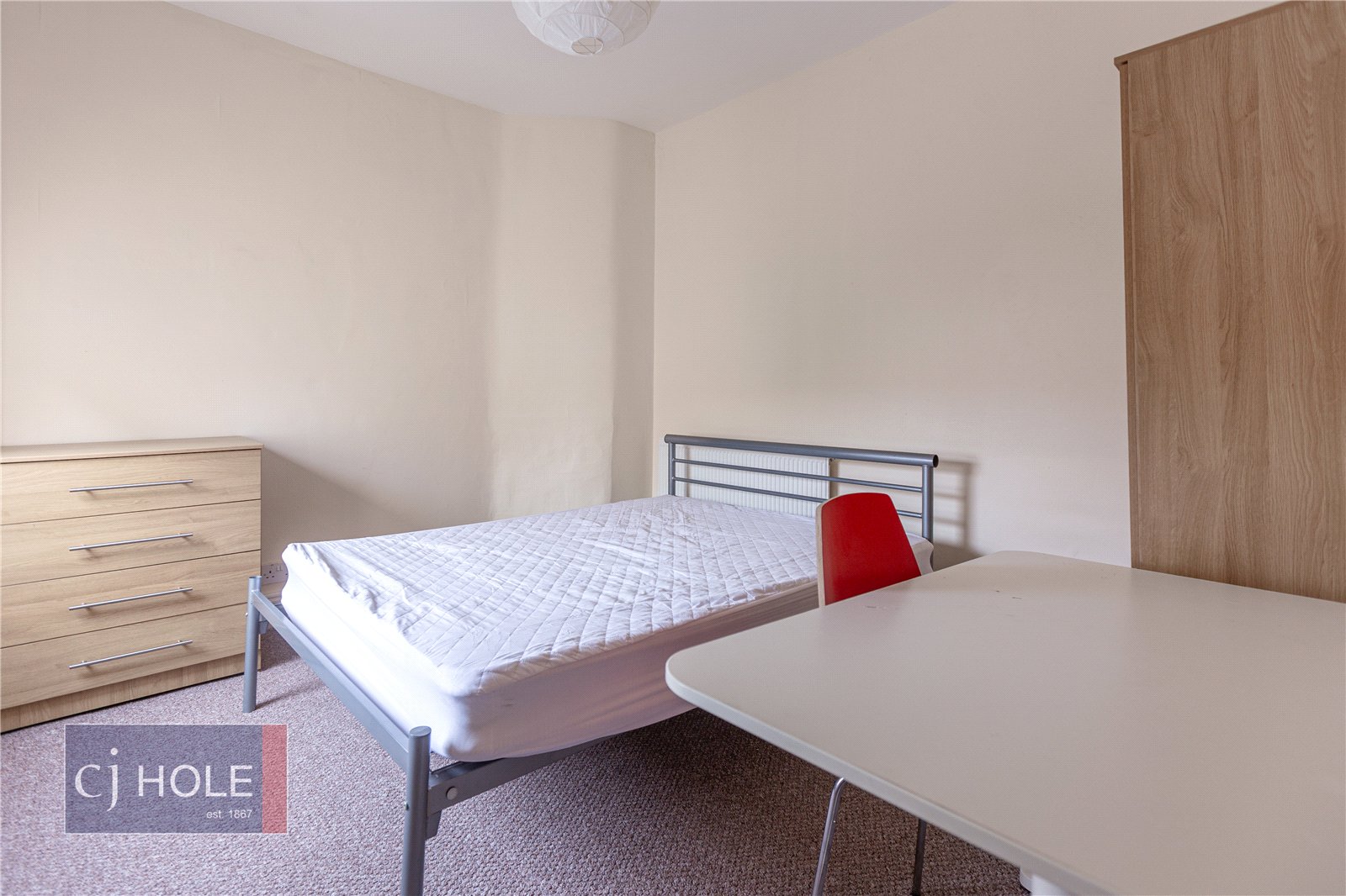 6 bedroom House to let in Fishponds, Bristol