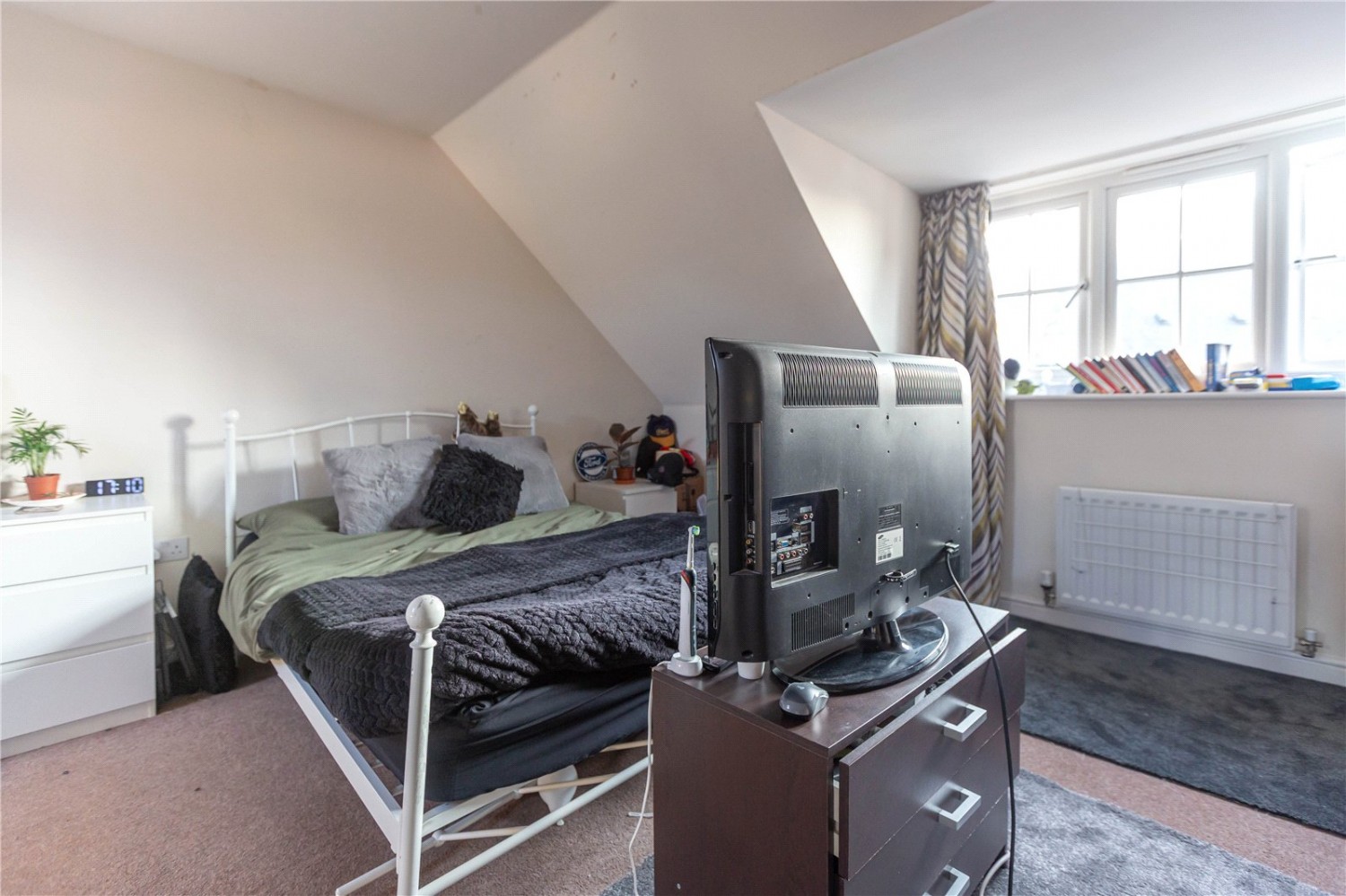 Cheswick Village, Bristol