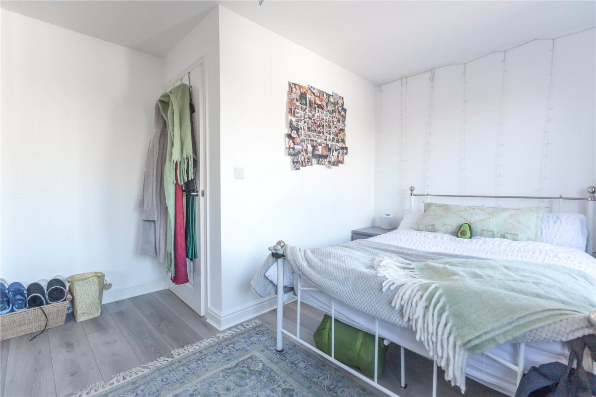 Cheswick Village, Bristol