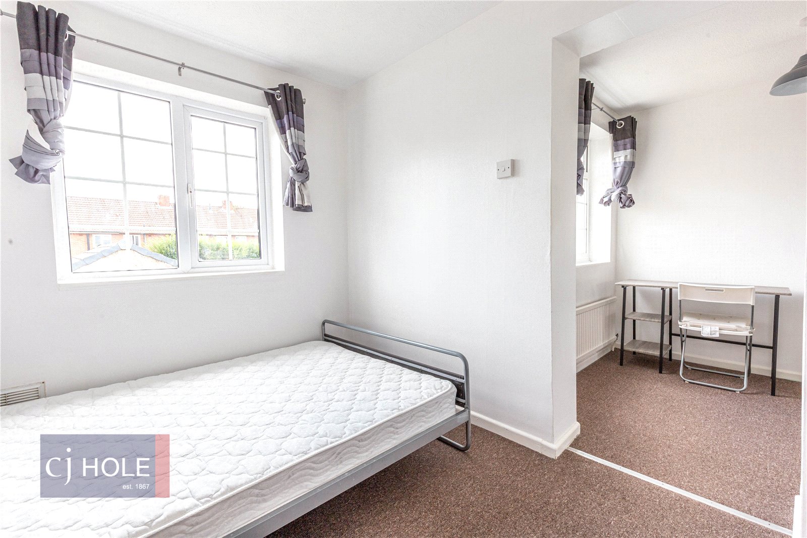 6 bedroom House to let in Frenchay, Bristol