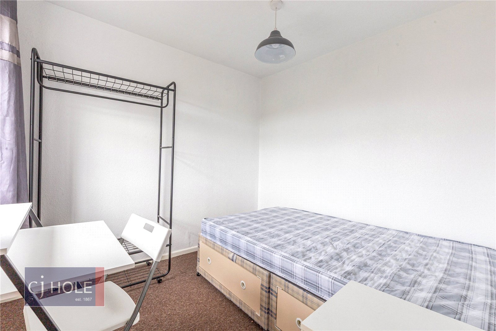 6 bedroom House to let in Frenchay, Bristol