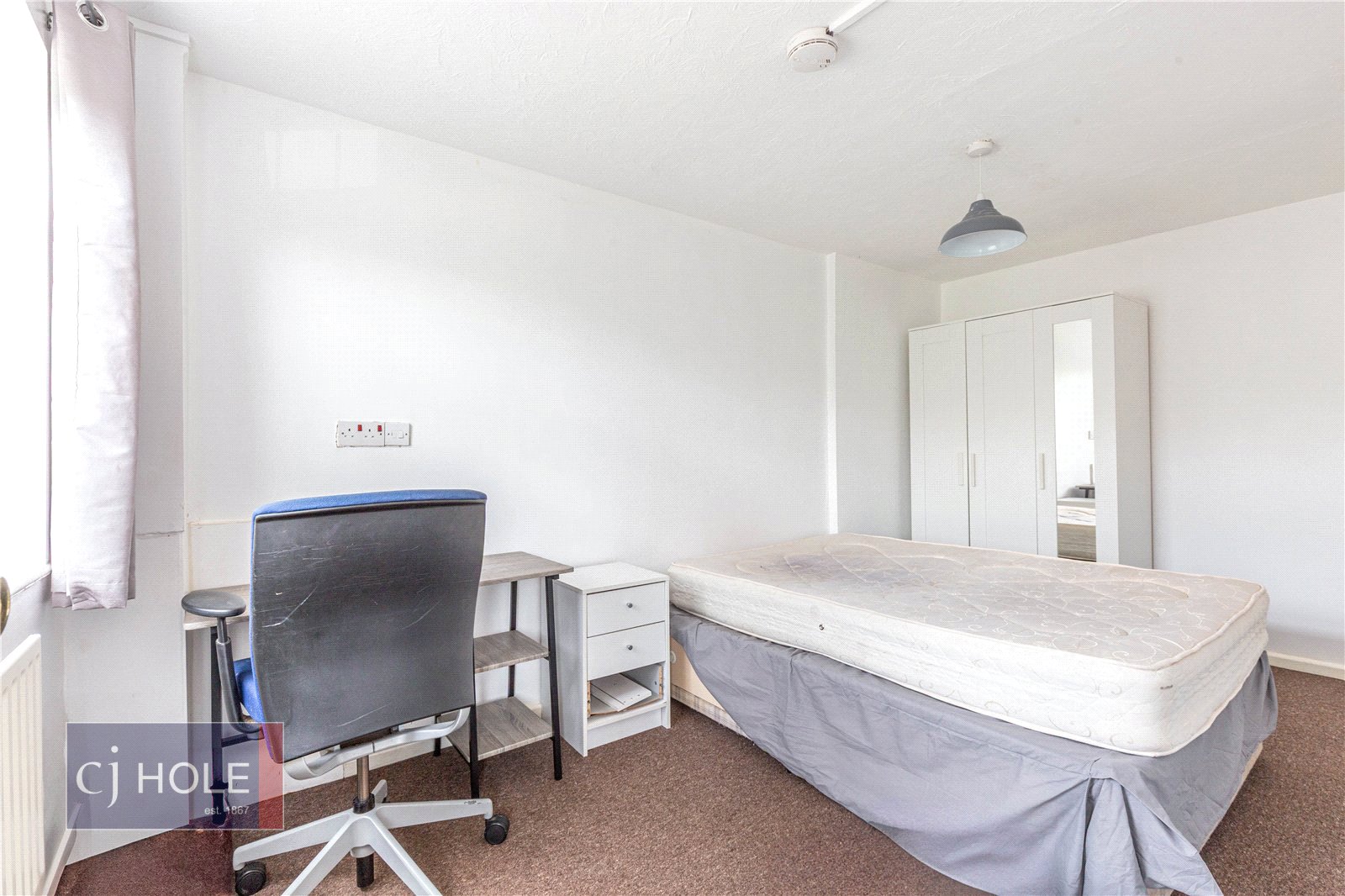 6 bedroom House to let in Frenchay, Bristol