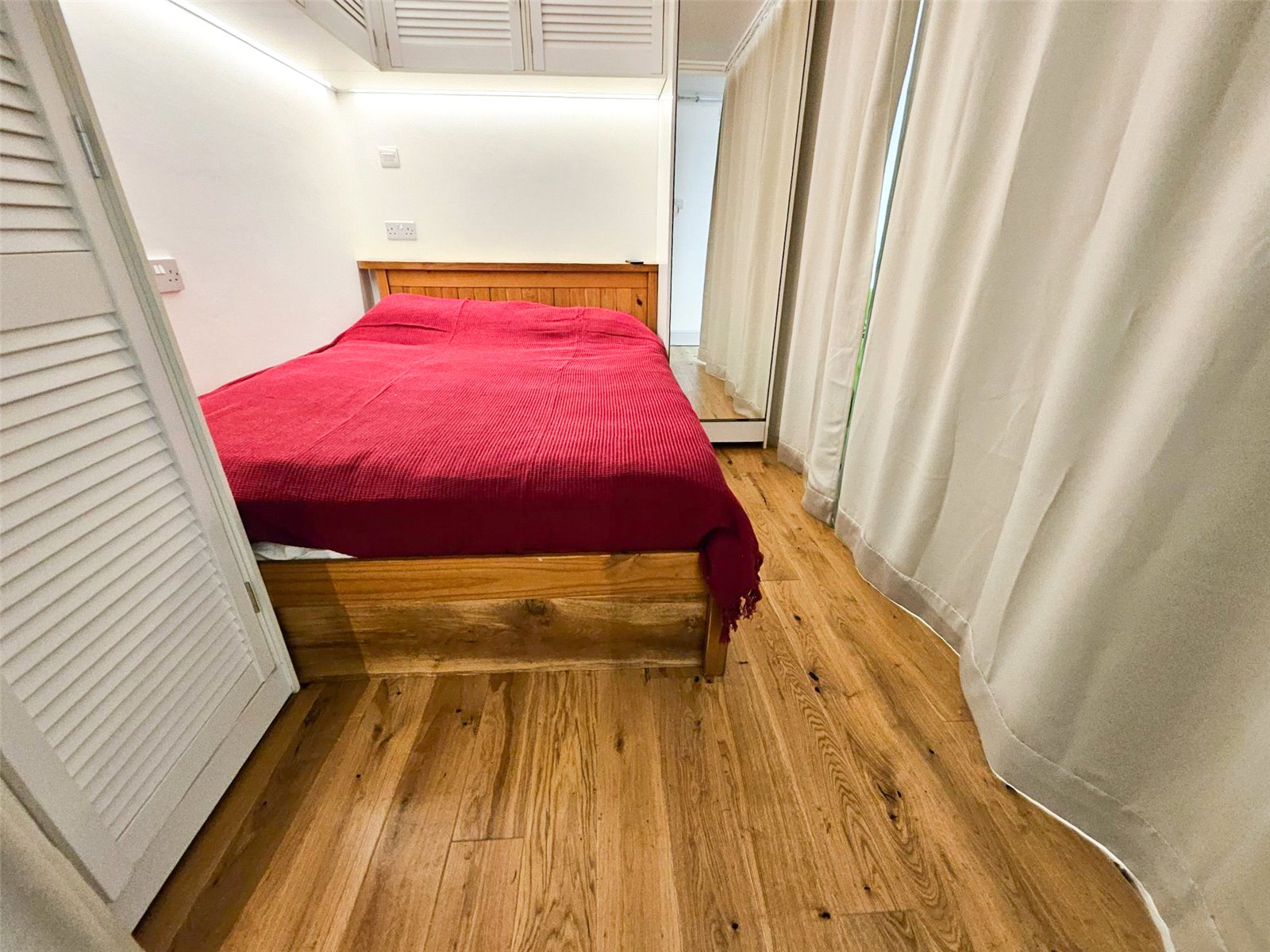 1 bedroom Flat to let in Bristol, Somerset