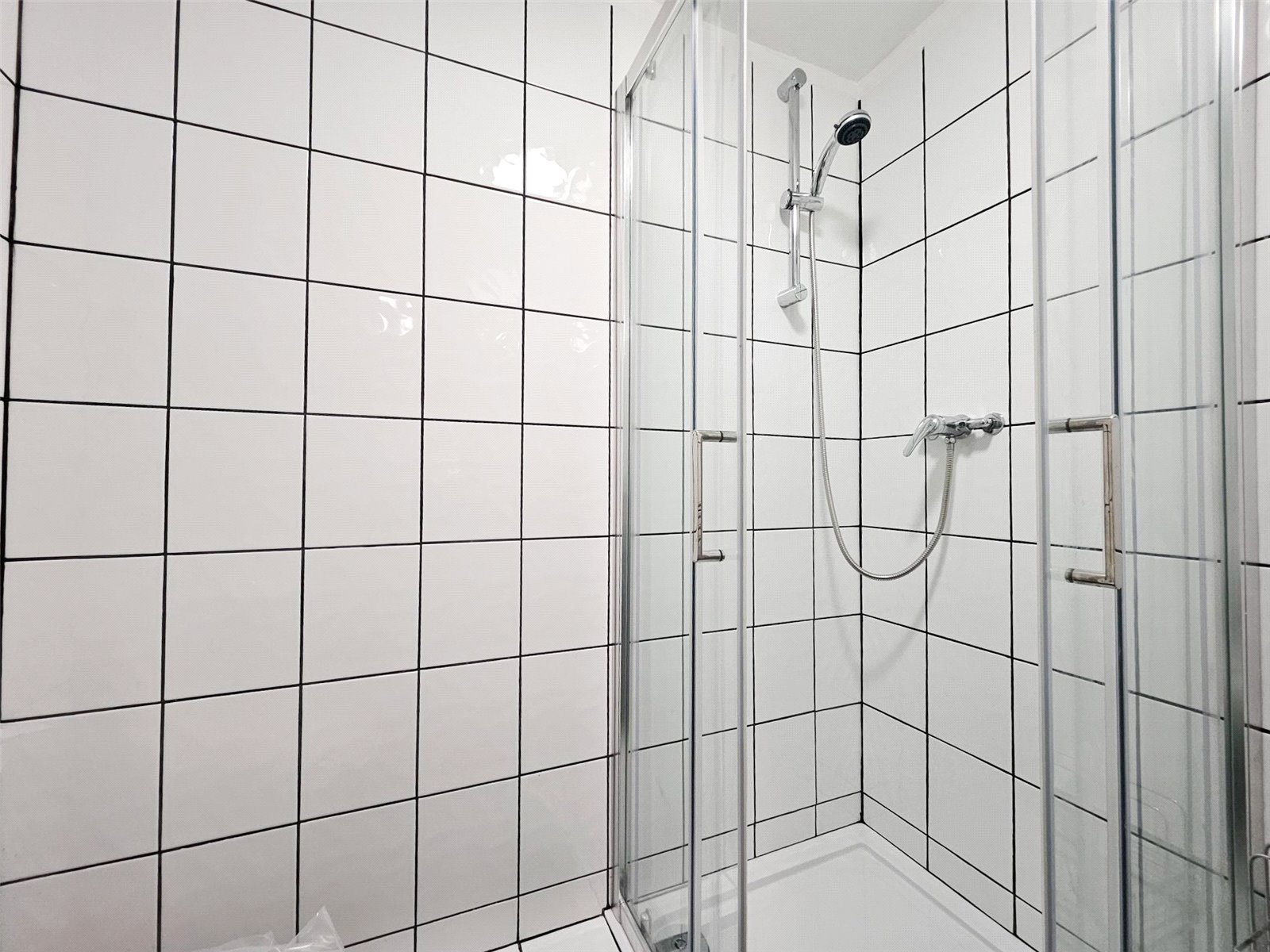 1 bedroom Flat to let in Bristol, Somerset