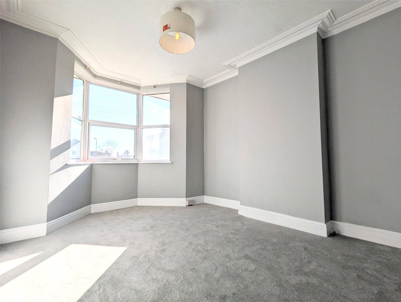 2 bedroom House to let in Hanham, Bristol