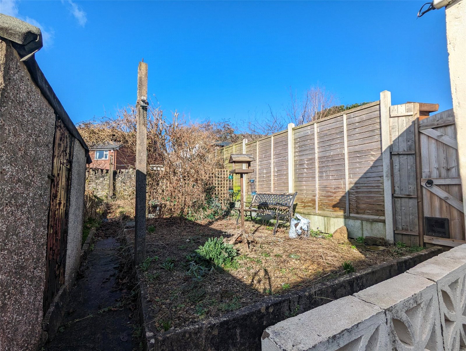 2 bedroom House to let in Hanham, Bristol