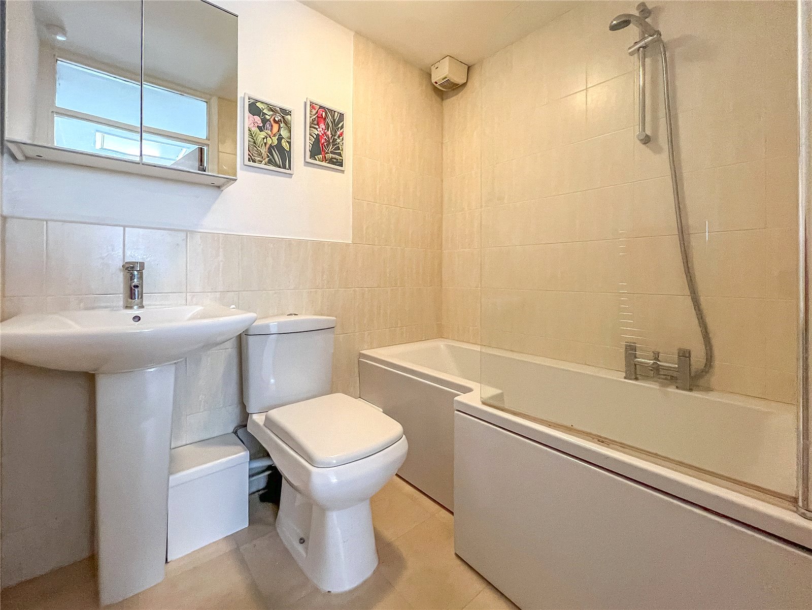 2 bedroom Flat to let in Bristol