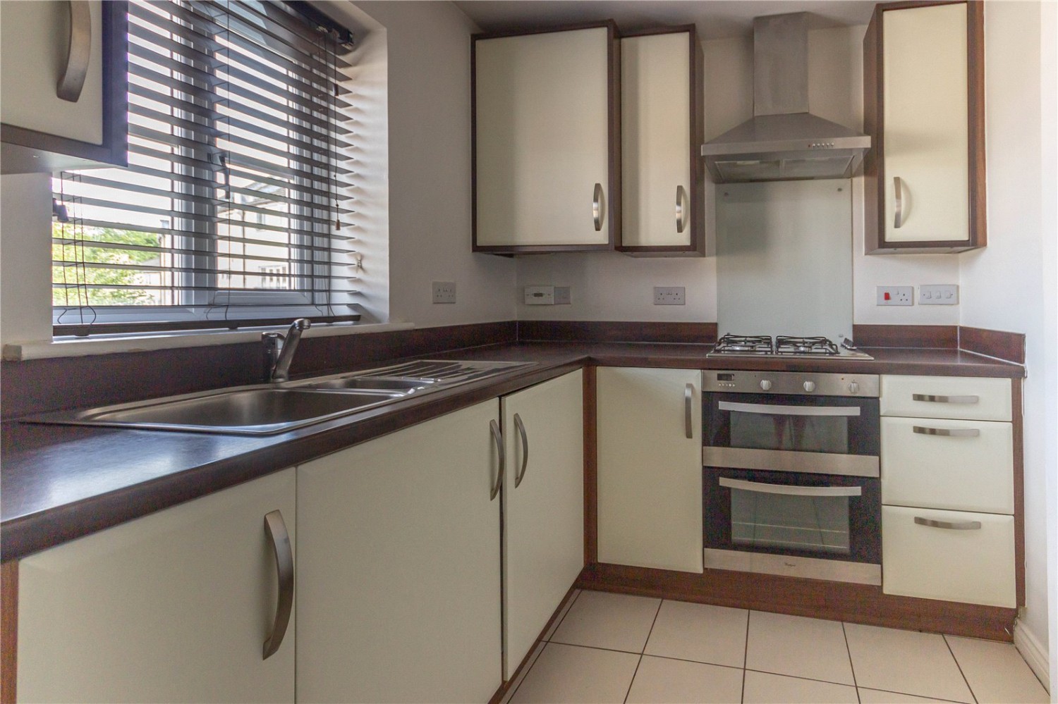 Cheswick Village, Bristol