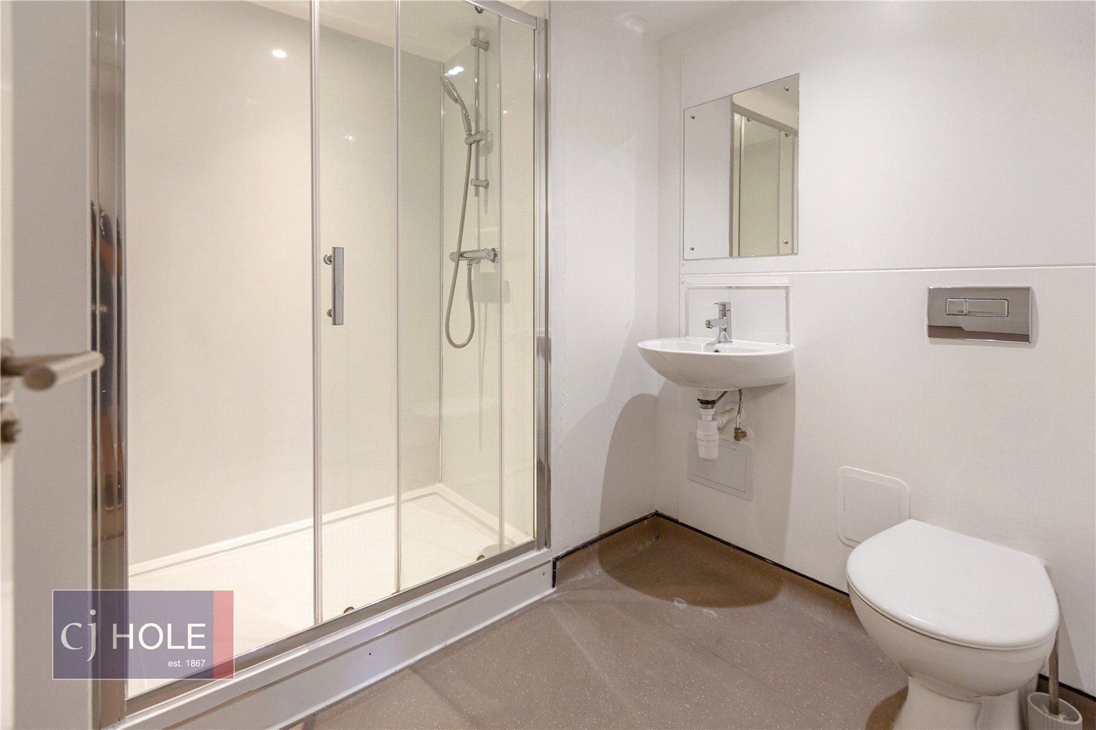 1 bedroom Flat to let in The Square, Long Down Avenue, Bristol