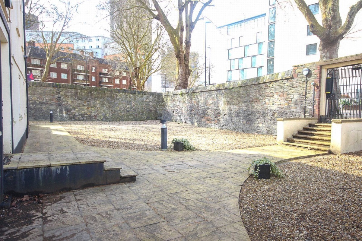 Champion Square, Bristol