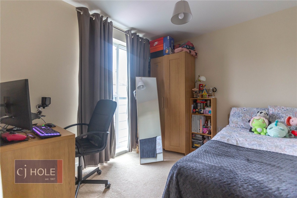 Cheswick Village, Bristol