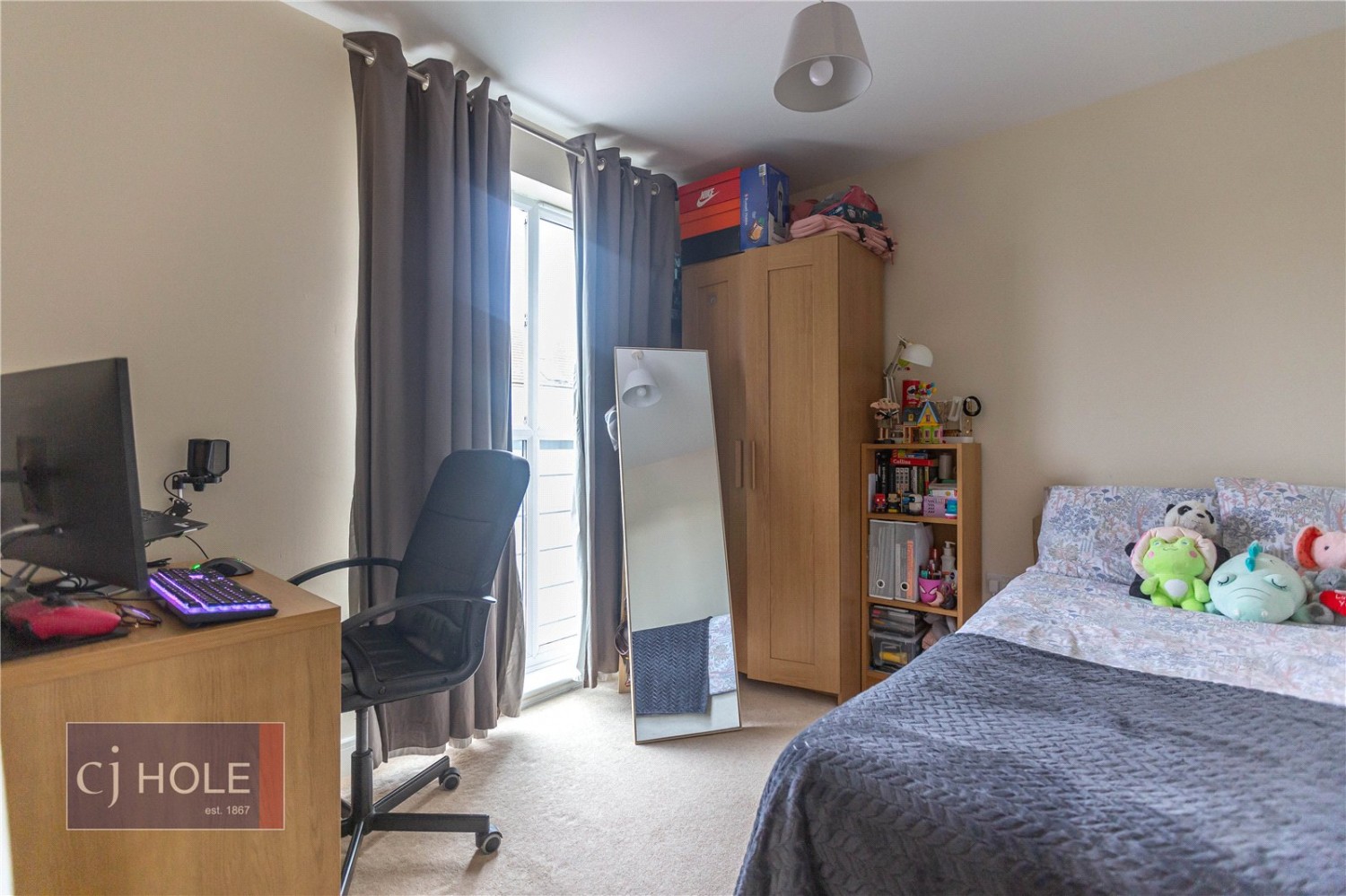 Cheswick Village, Bristol