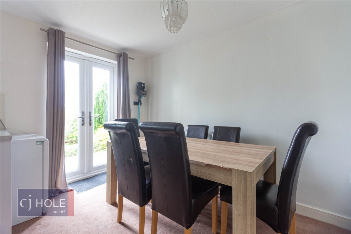 Cheswick Village, Bristol