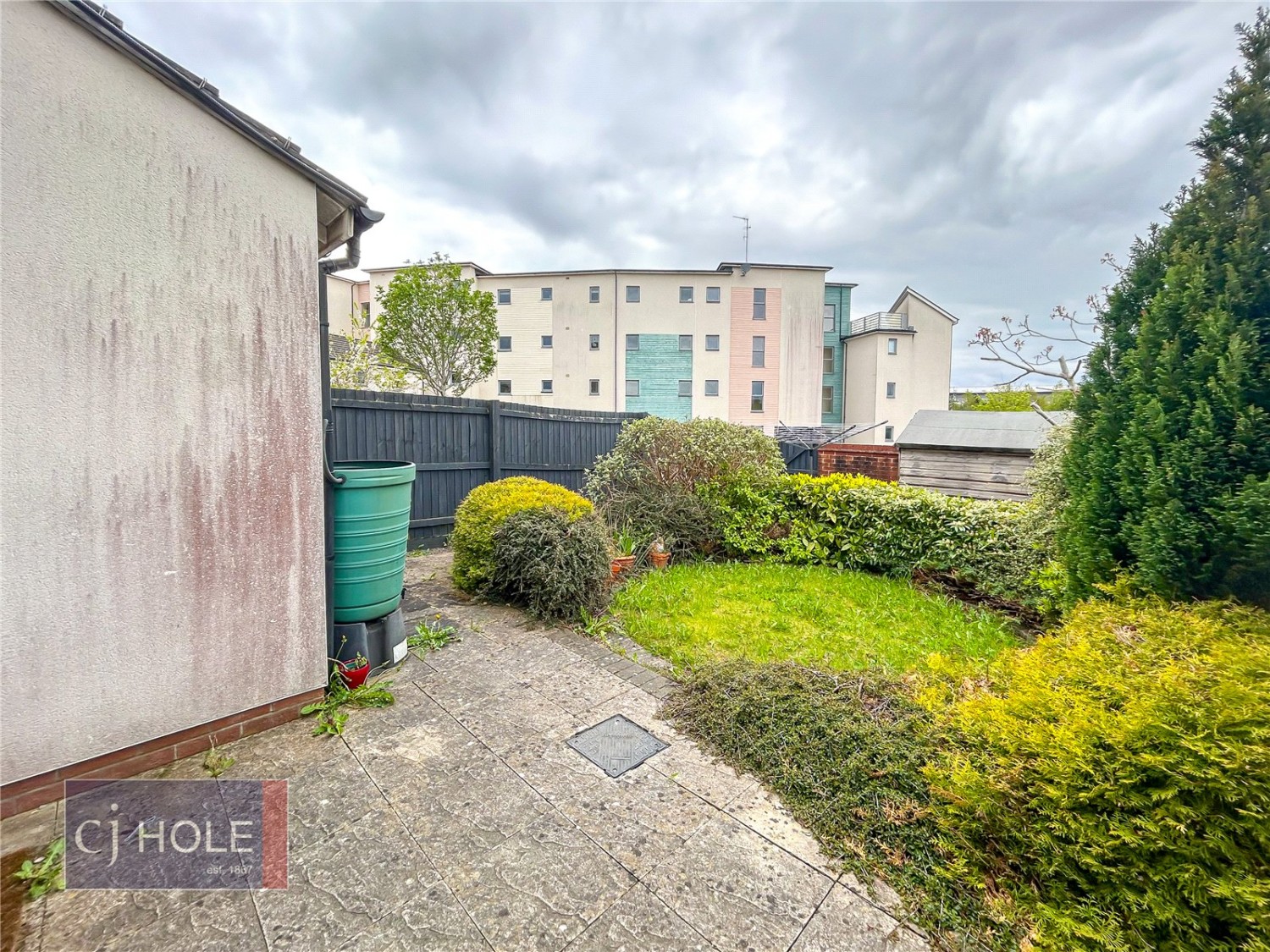 Cheswick Village, Bristol