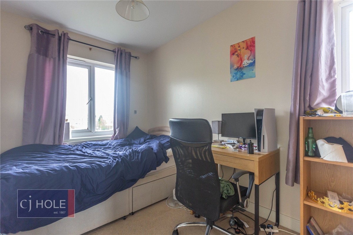 Cheswick Village, Bristol