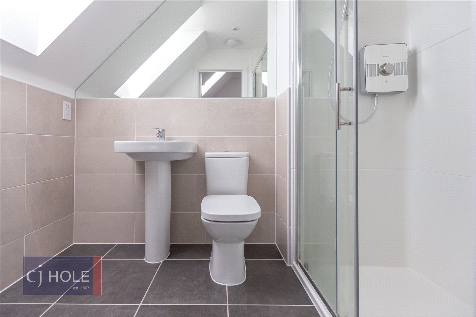 4 bedroom House to let in Stoke Gifford, Bristol