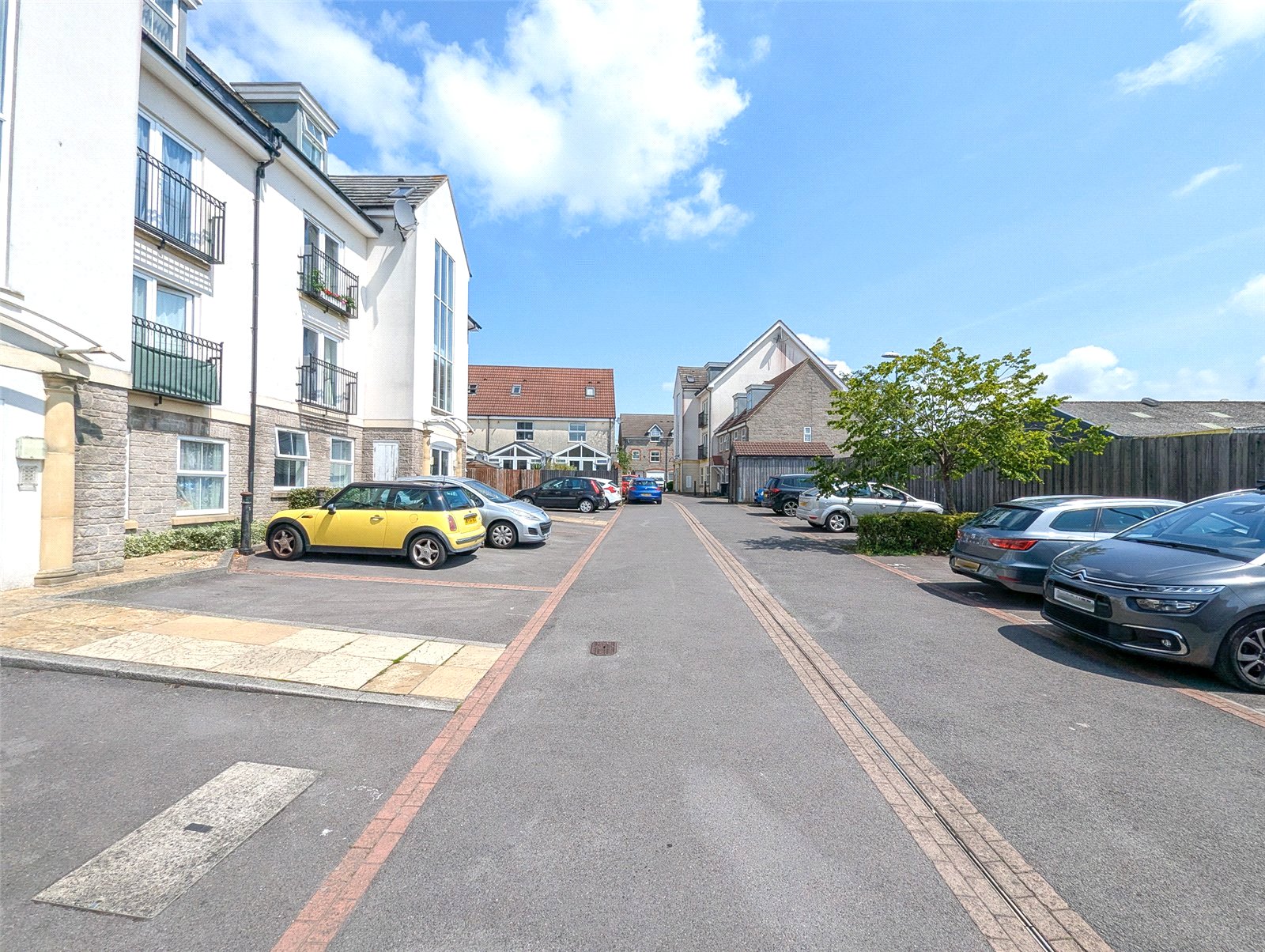 1 bedroom Flat to let in Kingswood, Bristol