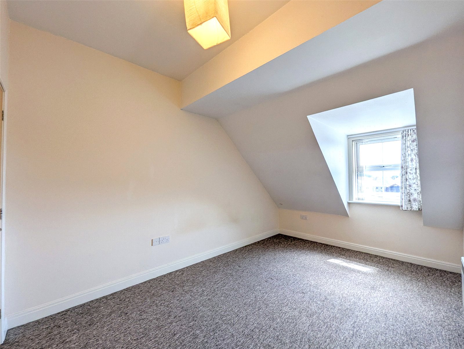 1 bedroom Flat to let in Kingswood, Bristol