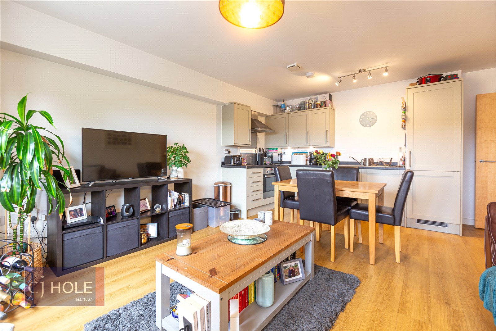 2 bedroom Flat to let in Fishponds Road, Fishponds, Bristol