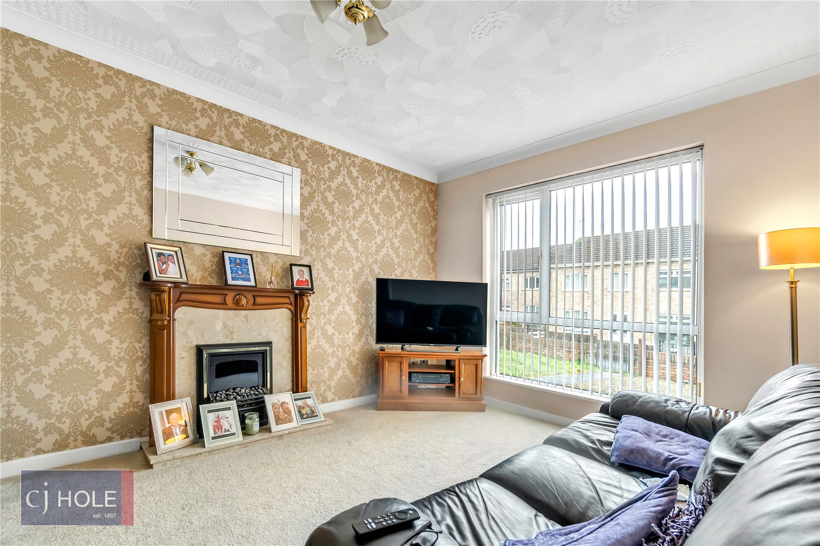 3 bedroom House to let in Bristol, Gloucestershire
