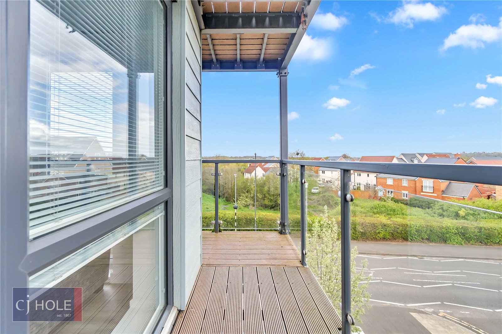 2 bedroom Flat to let in Emersons Green, Bristol