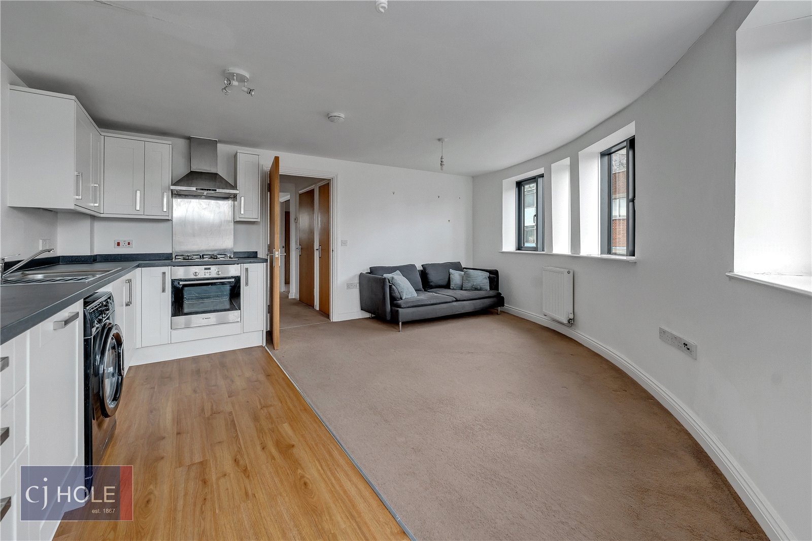 2 bedroom Flat to let in Bristol, Gloucestershire