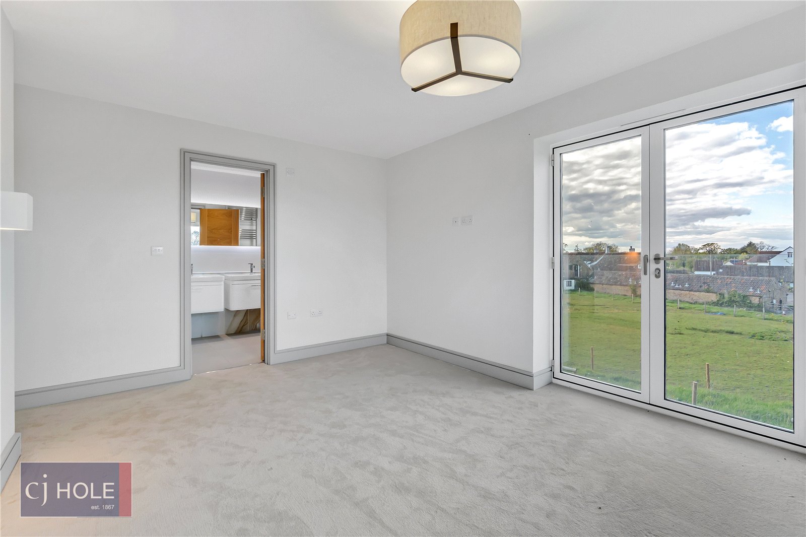 4 bedroom House to let in Rangeworthy, Bristol, Gloucestershire