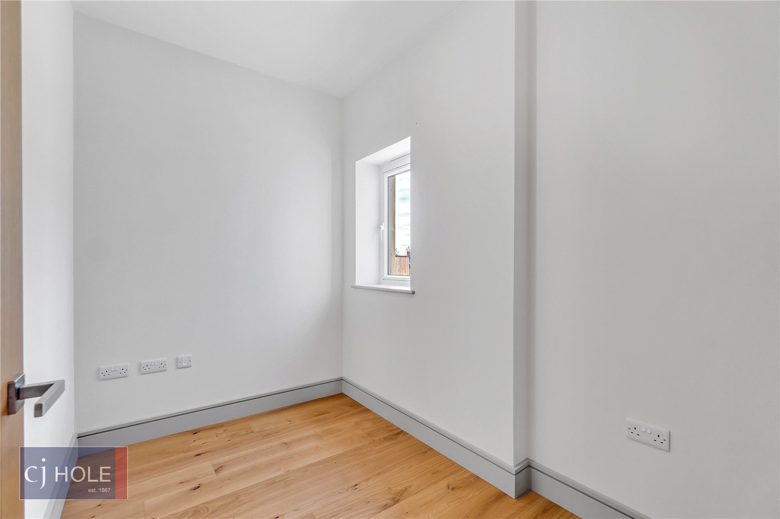 4 bedroom House to let in Rangeworthy, Bristol, Gloucestershire