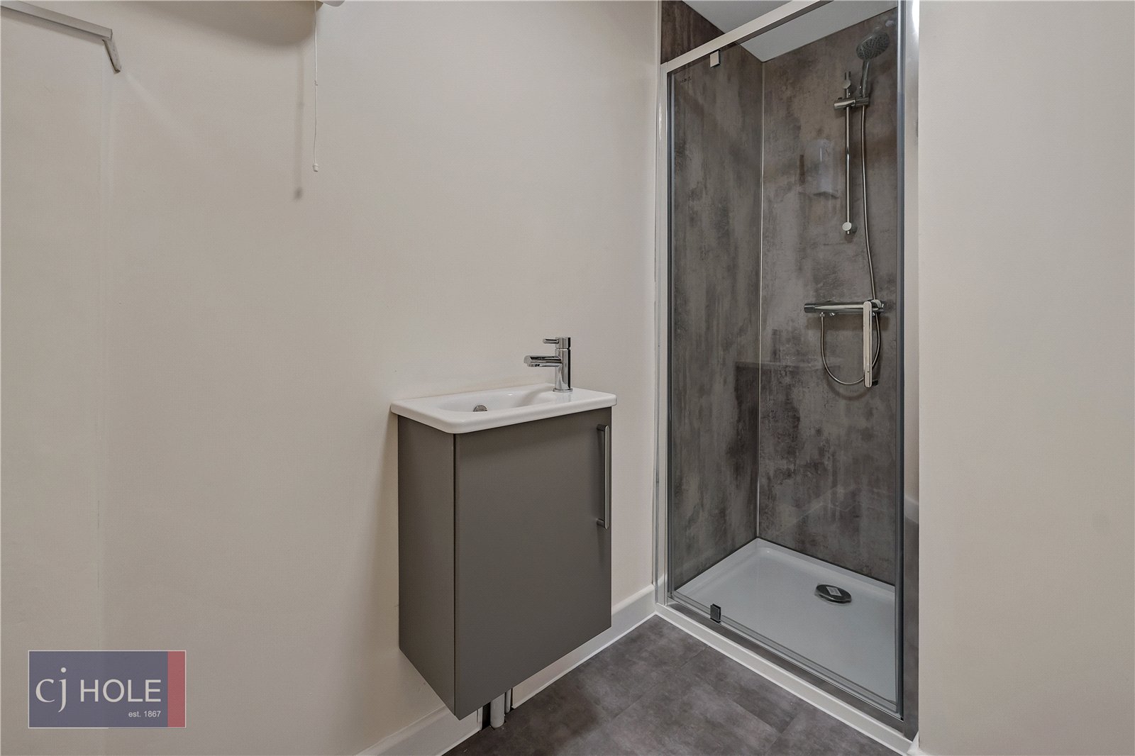 2 bedroom Flat to let in Bristol, Gloucestershire
