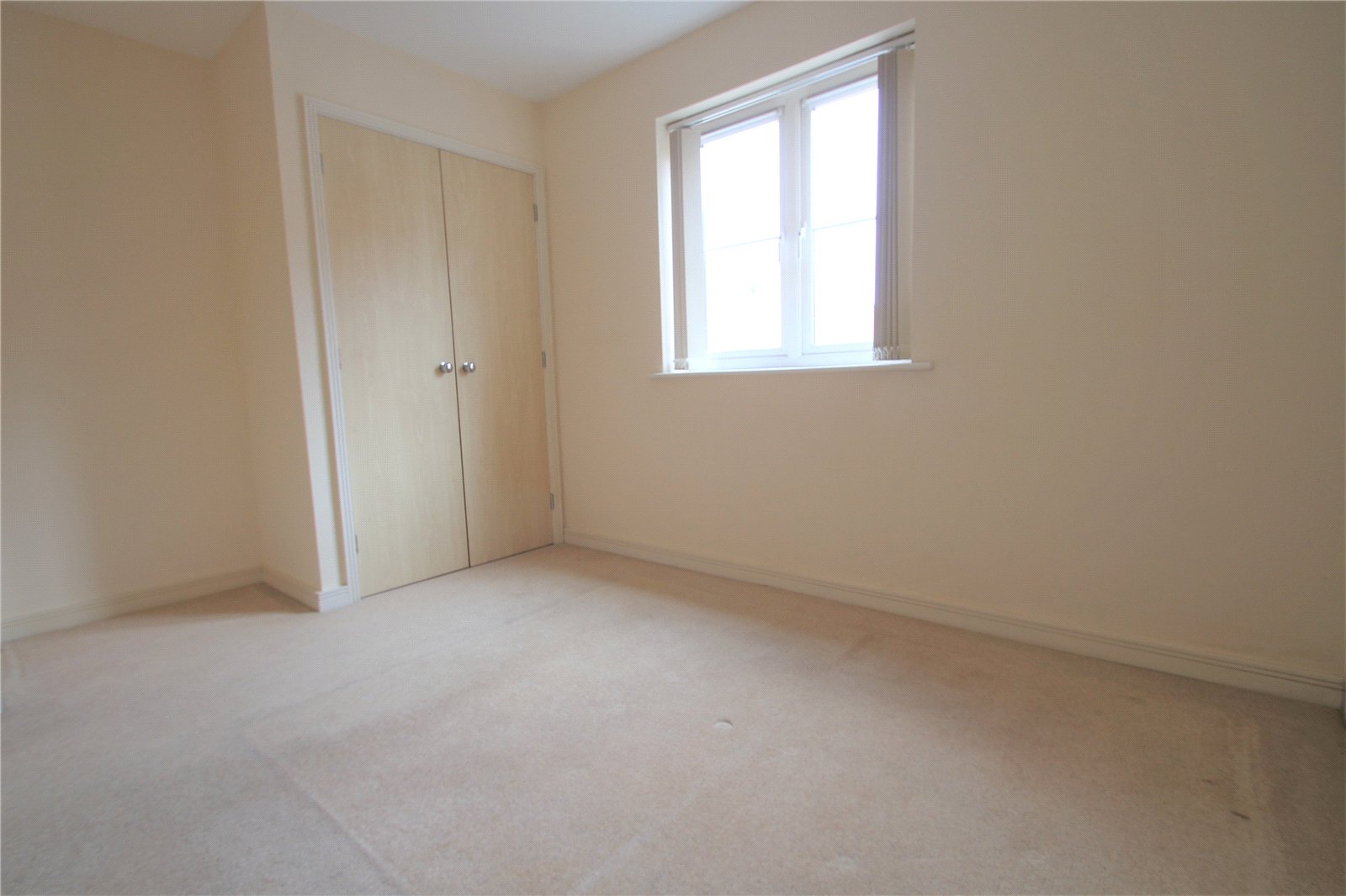 2 bedroom Flat to let in Mangotsfield, Bristol, Gloucestershire