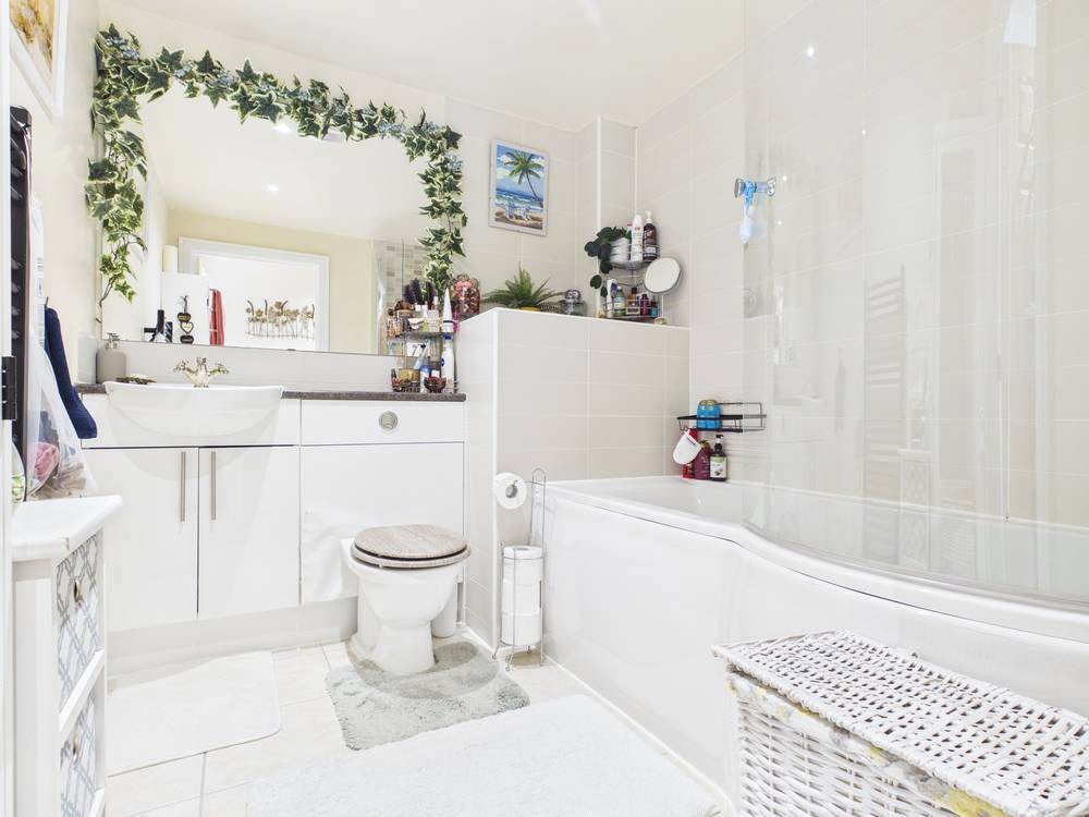 1 bedroom Flat to let in Kingswood, Bristol