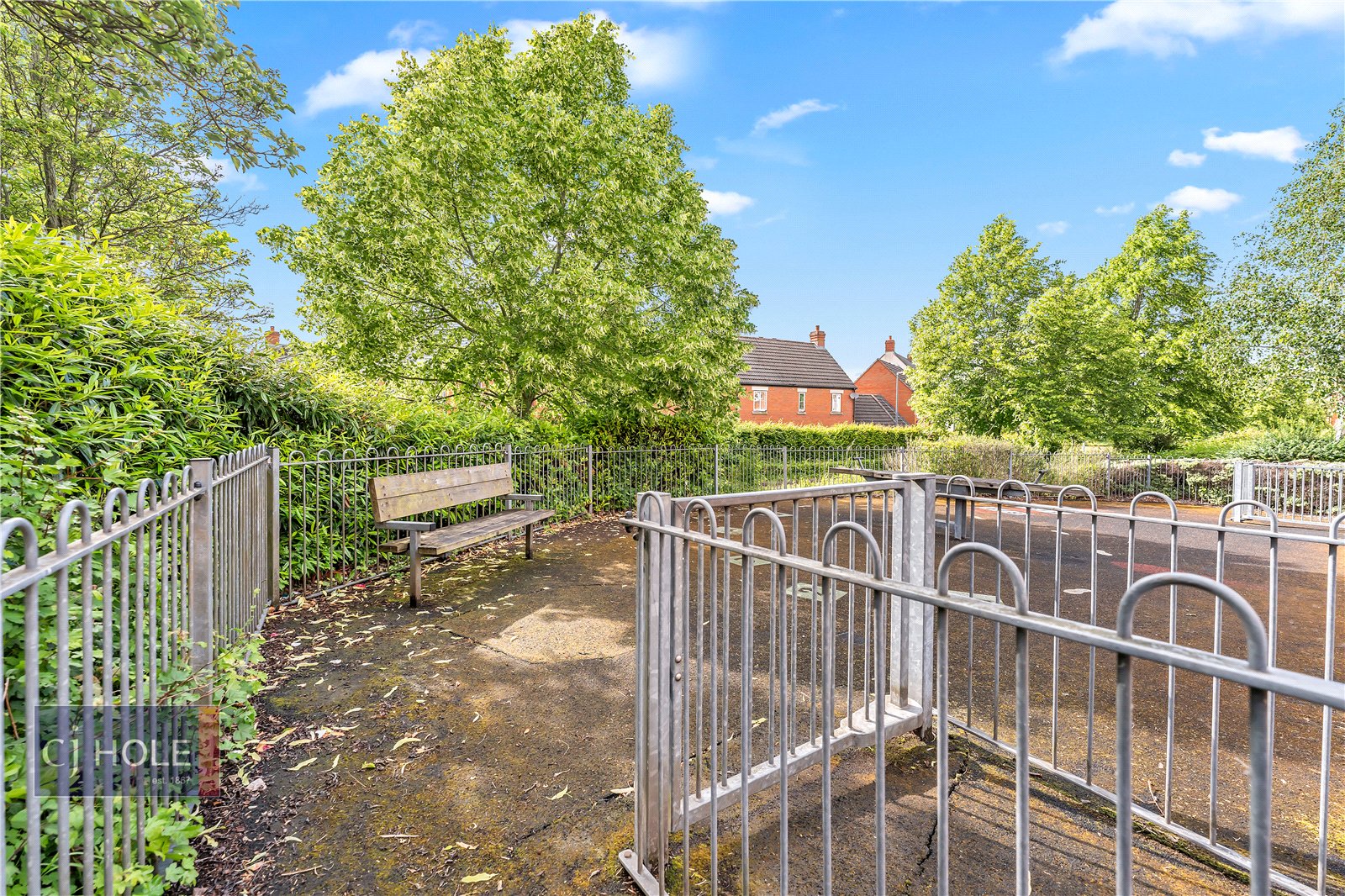 2 bedroom House to let in Stoke Gifford, Bristol, Gloucestershire