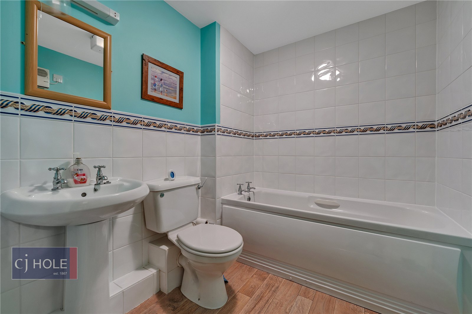 2 bedroom Flat to let in Grimsbury Road, Bristol, Gloucestershire