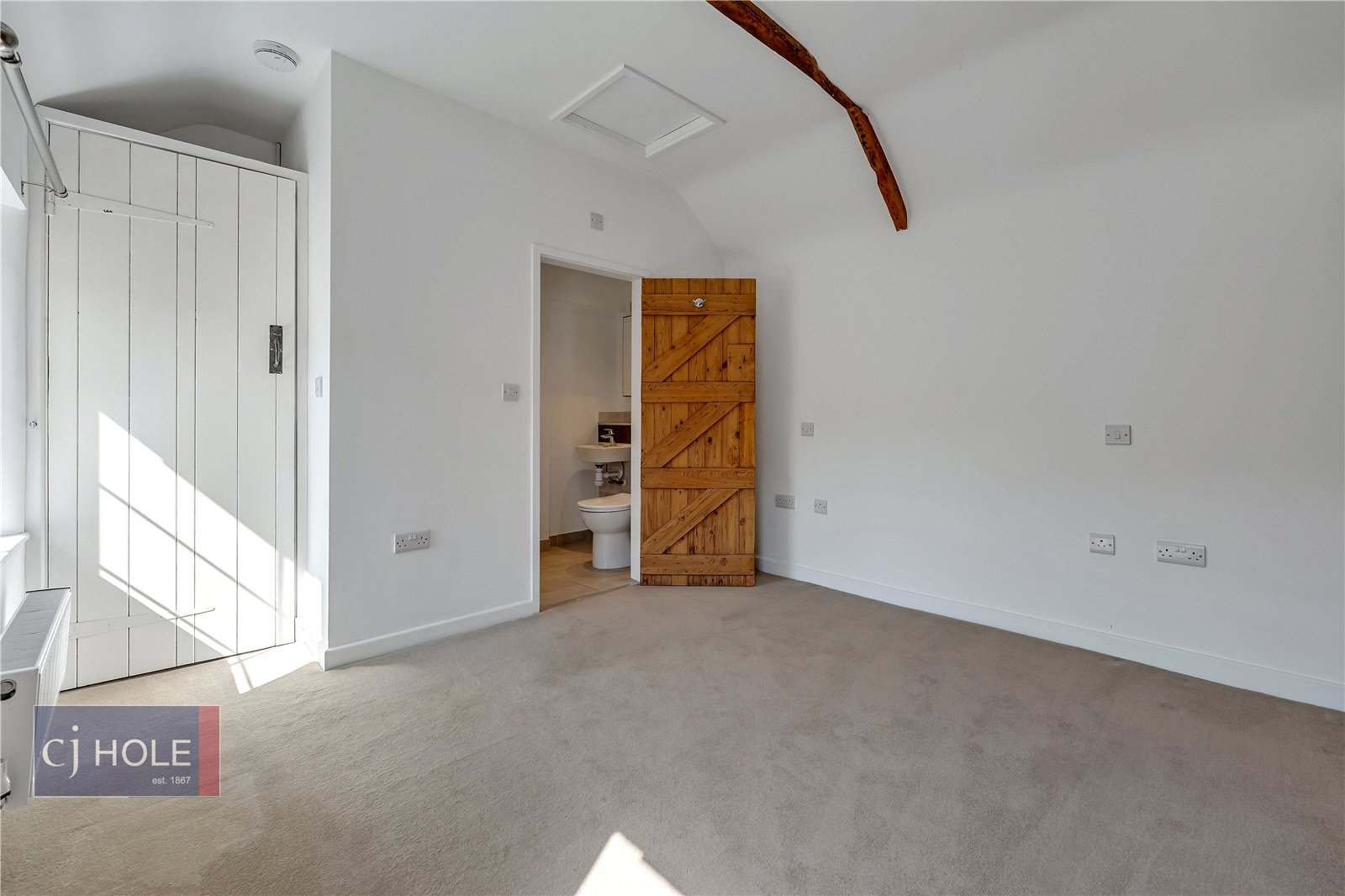 2 bedroom House to let in Tockington, Bristol, Gloucestershire