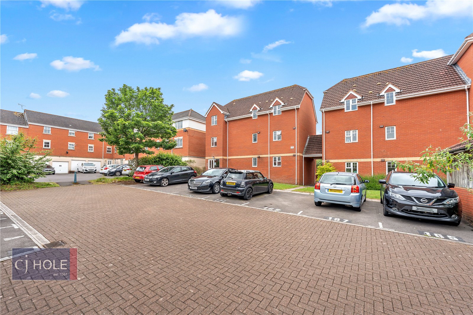2 bedroom Flat to let in Emersons Green, Bristol, Gloucestershire