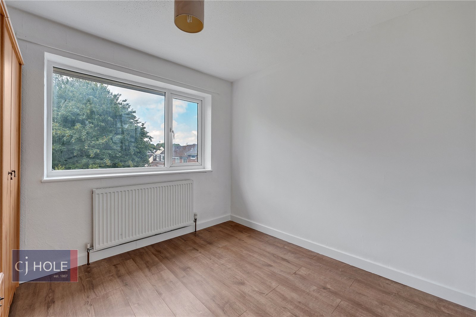 3 bedroom House to let in Bristol, Gloucestershire