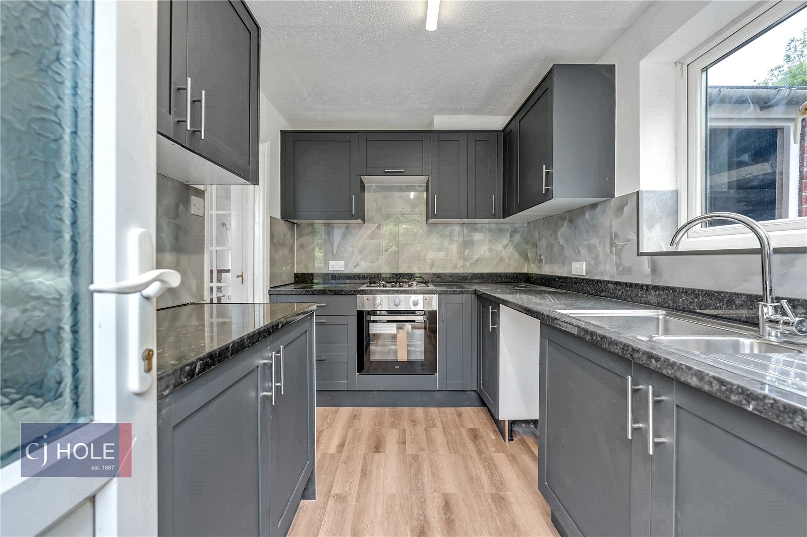 3 bedroom House to let in Bristol, Gloucestershire