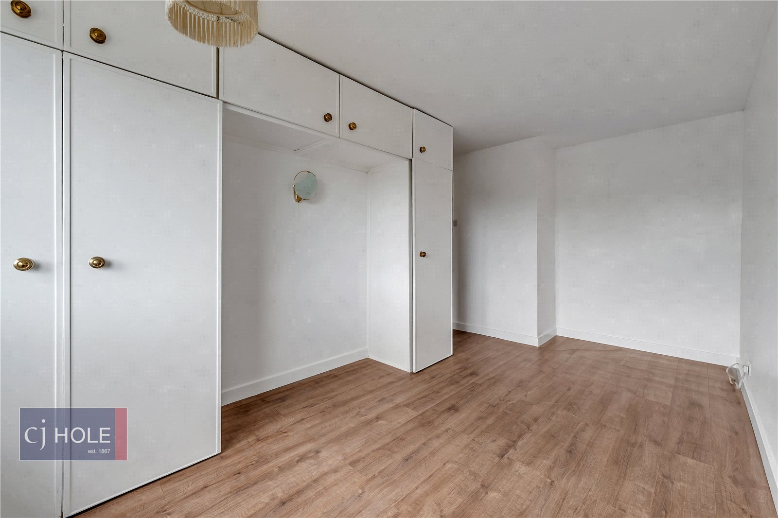 3 bedroom House to let in Bristol, Gloucestershire