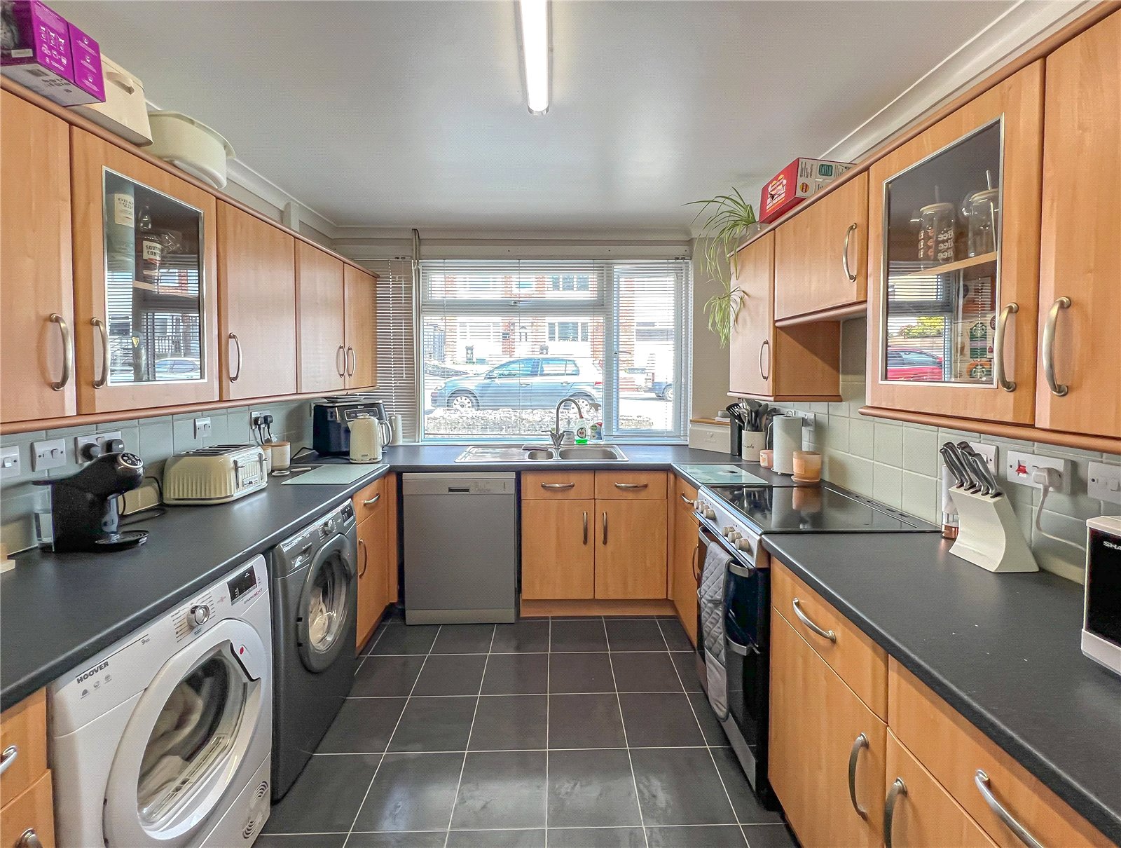 2 bedroom House to let in Kingswood, Bristol