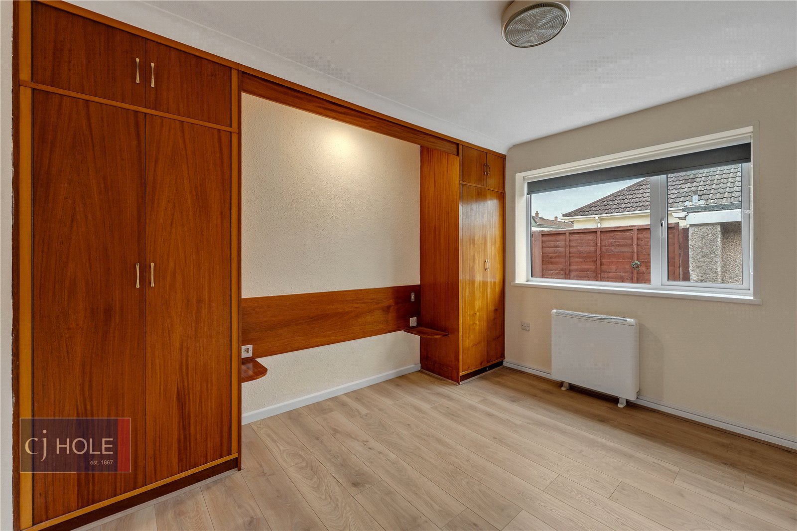 2 bedroom Bungalow to let in Wick, Bristol, Gloucestershire