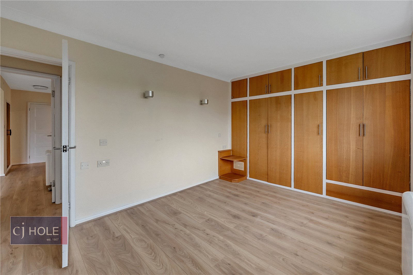 2 bedroom Bungalow to let in Wick, Bristol, Gloucestershire