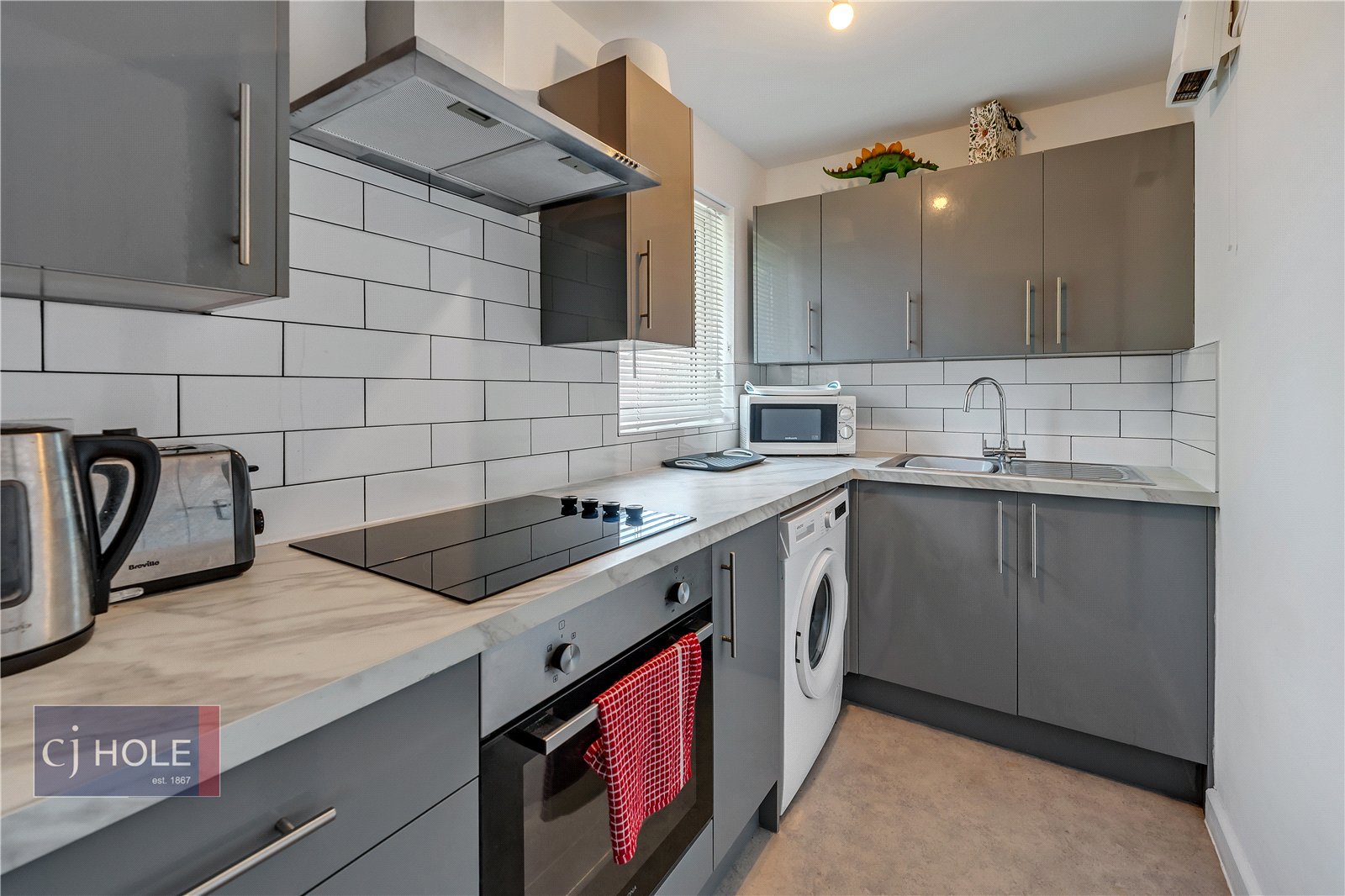 1 bedroom Flat to let in Longwell Green, Bristol, Gloucestershire
