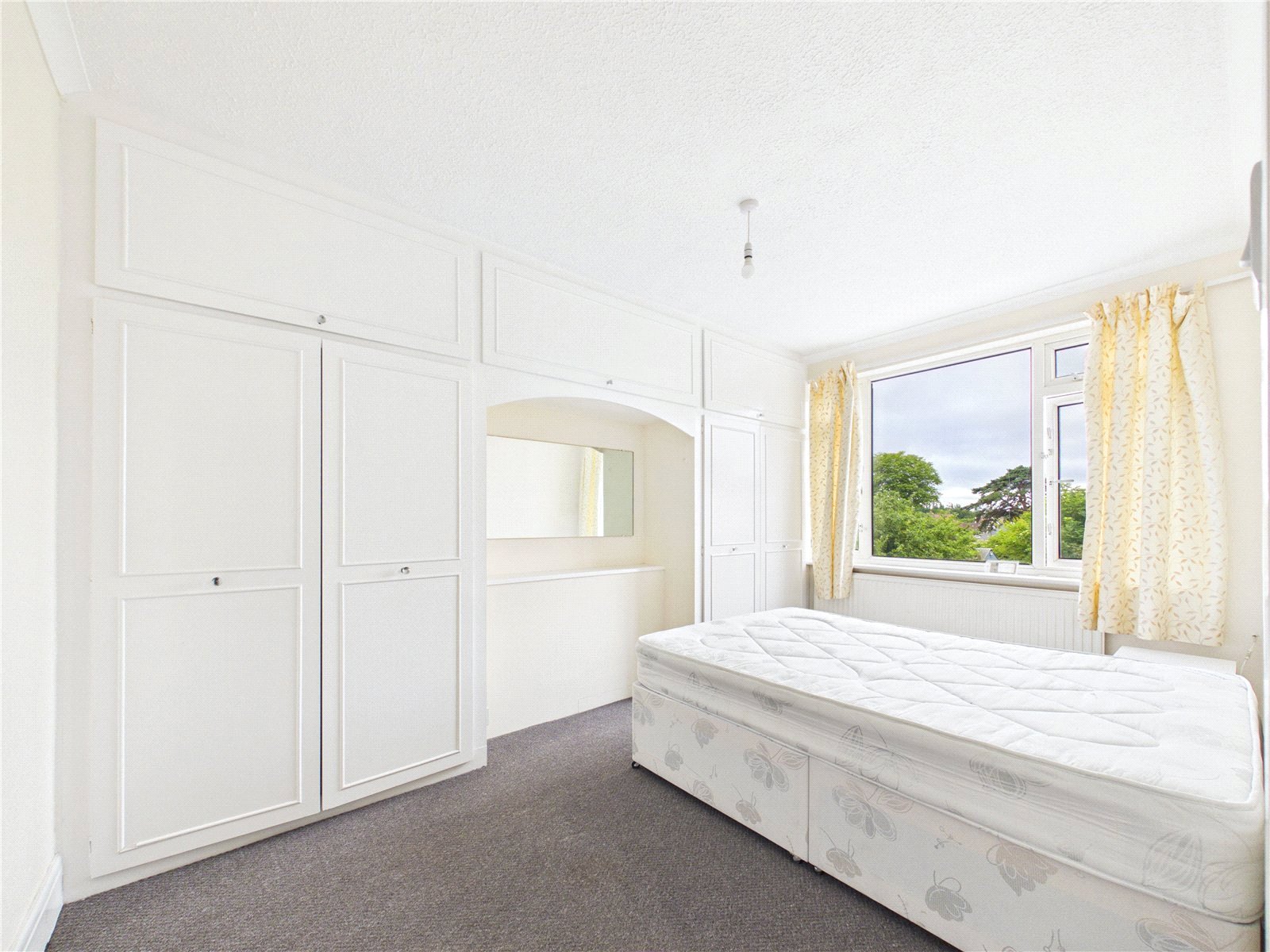6 bedroom House to let in Fishponds, Bristol