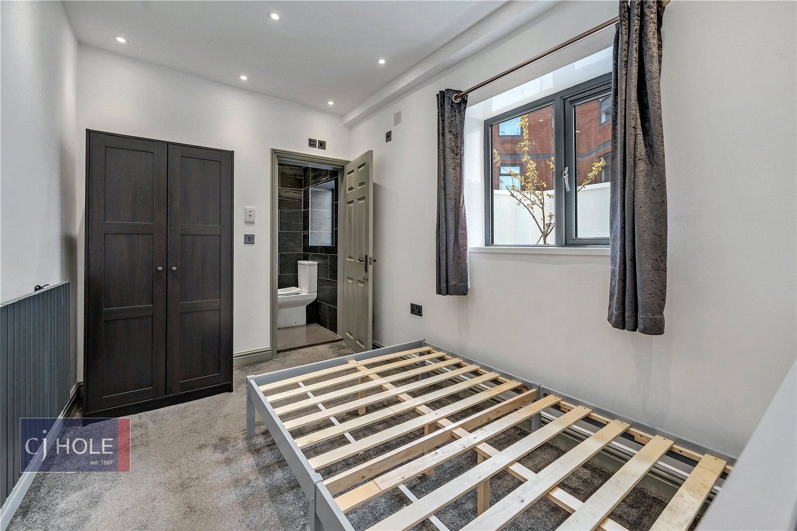 1 bedroom Flat to let in Bristol
